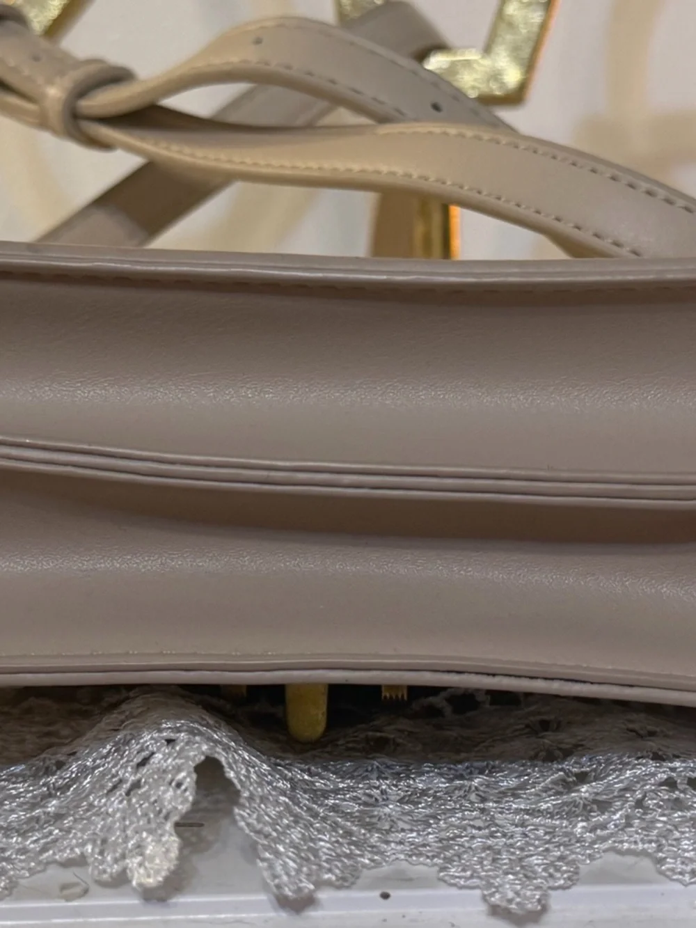Minimalist Neutral Crossbody Bag in Beige - Picture 5 of 6